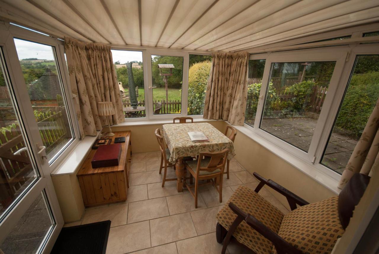 Greyfield Farm Cottages Farmborough ภายนอก รูปภาพ
