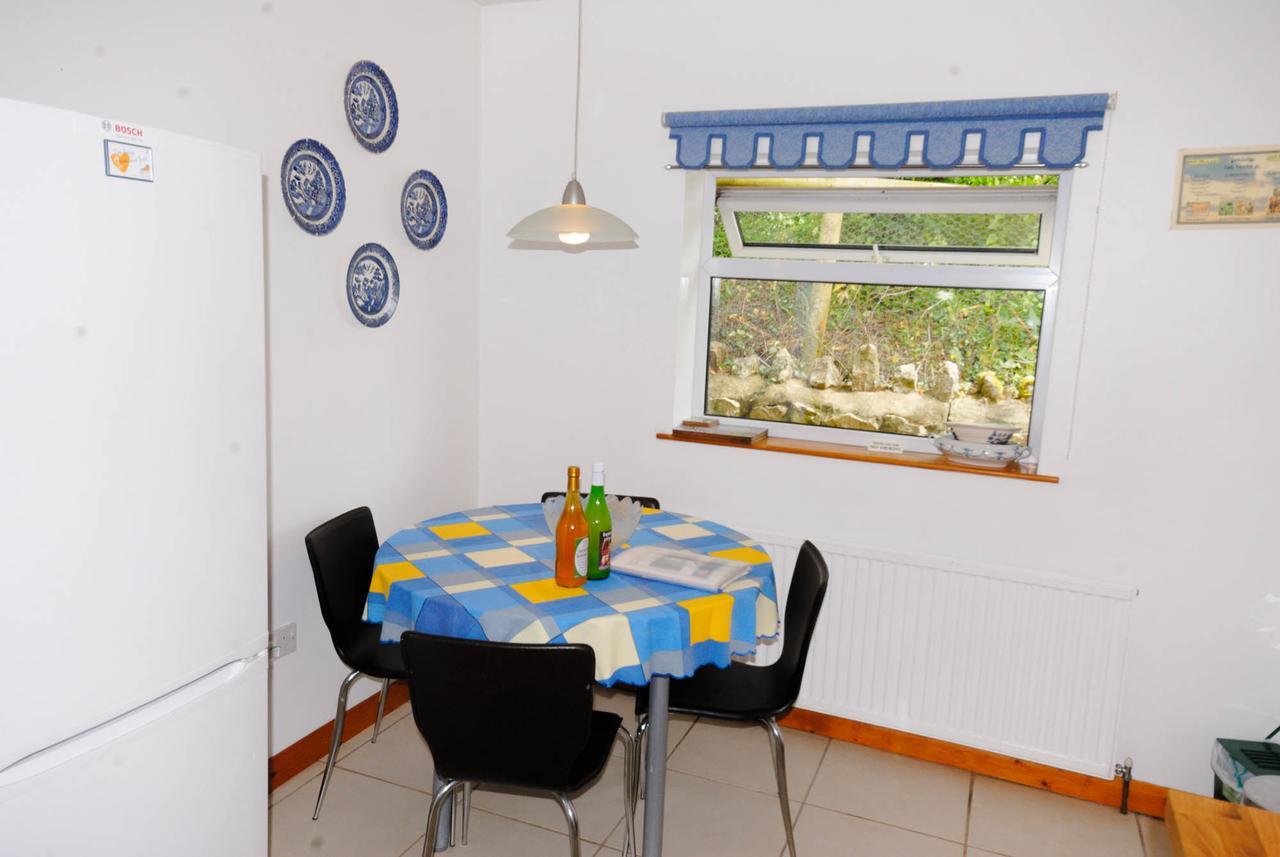 Greyfield Farm Cottages Farmborough ภายนอก รูปภาพ