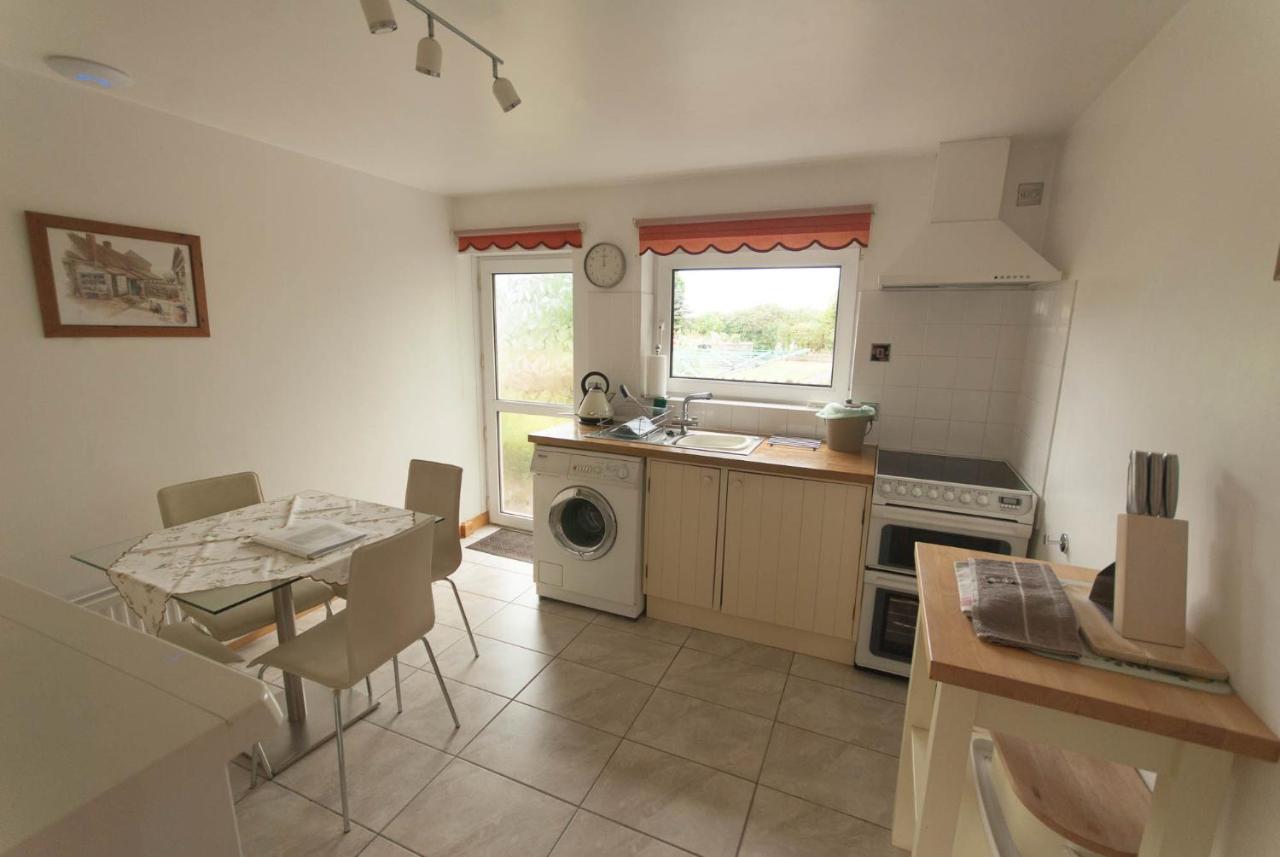 Greyfield Farm Cottages Farmborough ภายนอก รูปภาพ