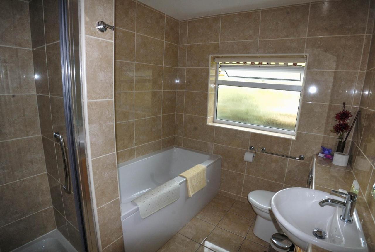Greyfield Farm Cottages Farmborough ภายนอก รูปภาพ